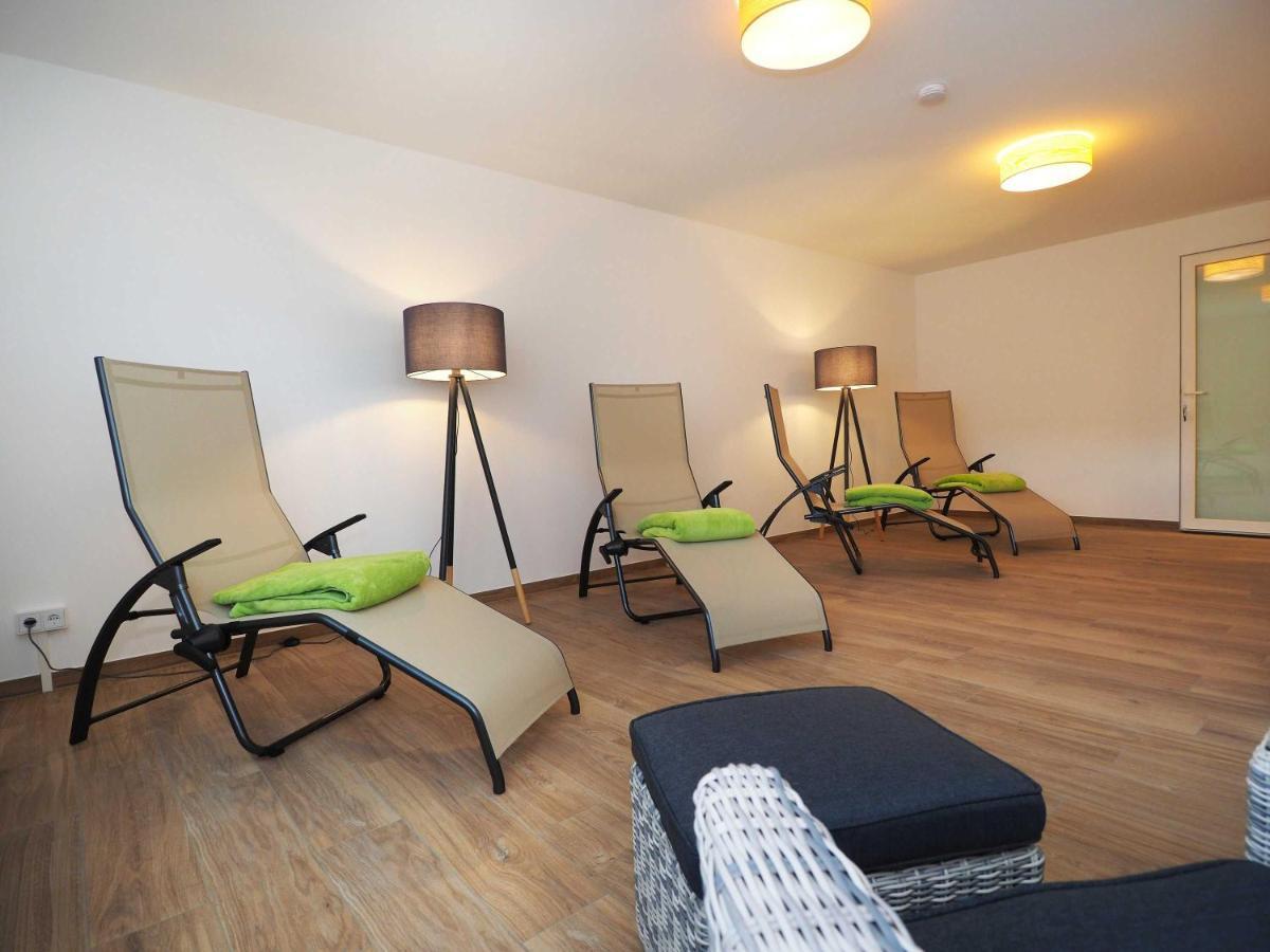 Appartement "Froschkoenig" - Oase Am Haff Garz  Εξωτερικό φωτογραφία