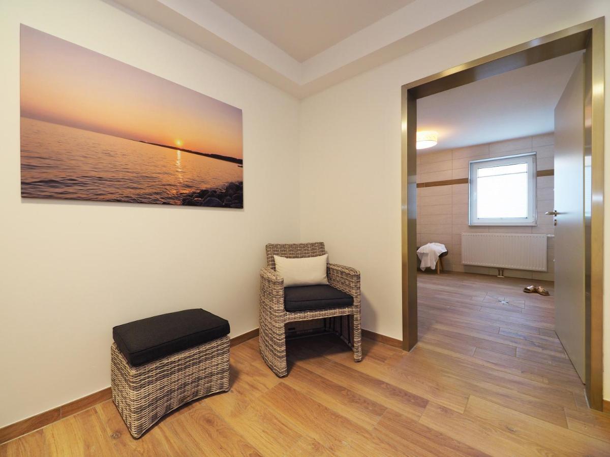 Appartement "Froschkoenig" - Oase Am Haff Garz  Εξωτερικό φωτογραφία